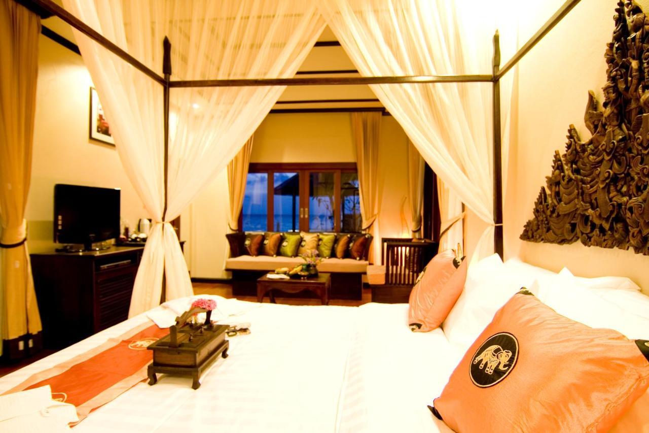 Kanok Buri Resort&Spa Lipa Noi Exterior foto
