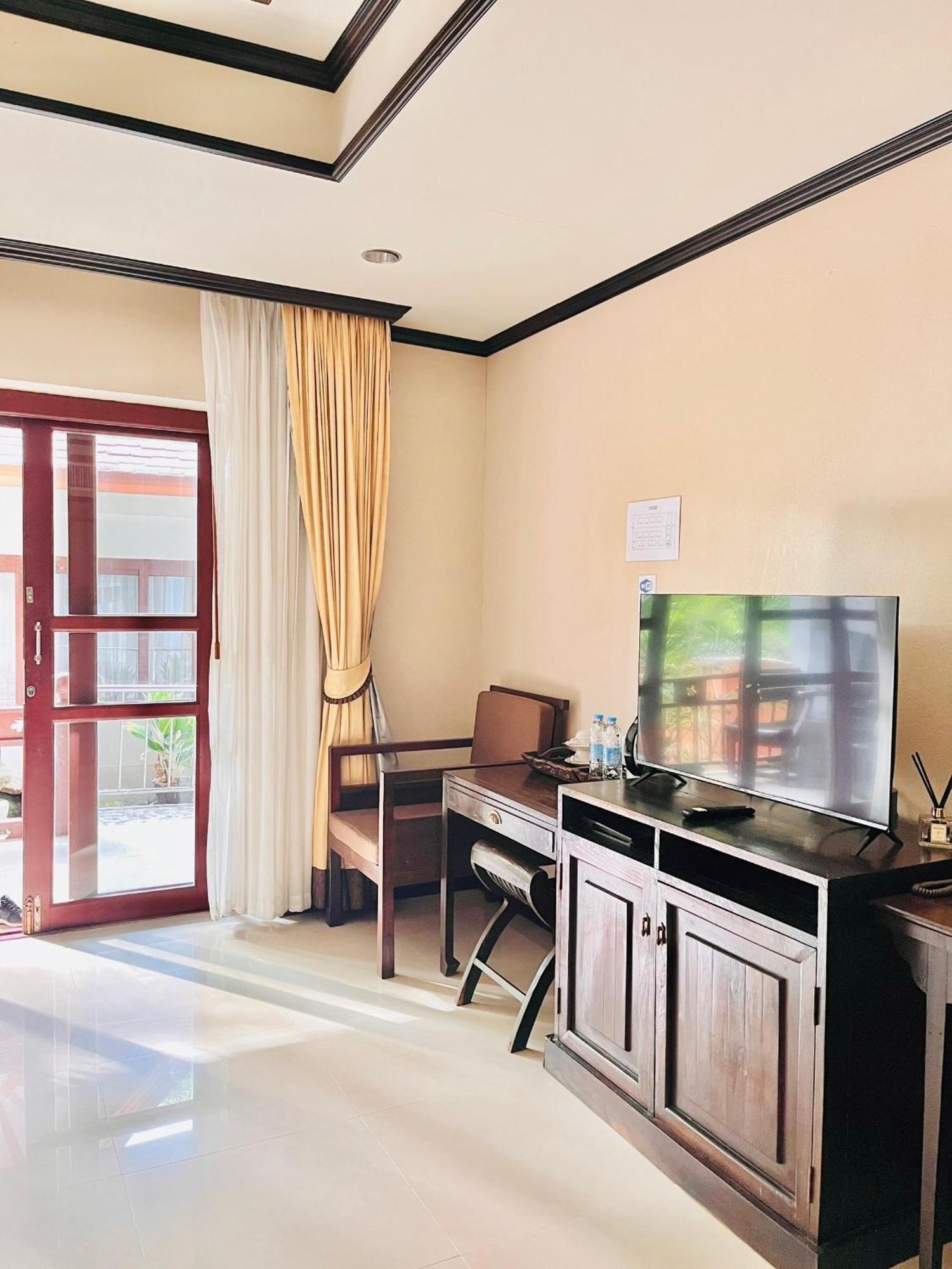 Kanok Buri Resort&Spa Lipa Noi Exterior foto
