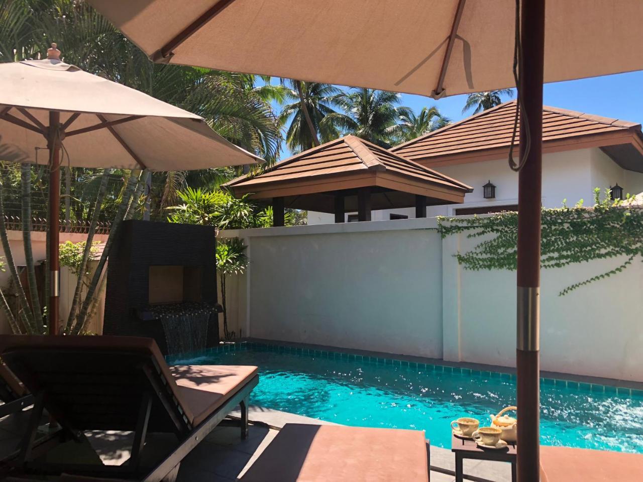 Kanok Buri Resort&Spa Lipa Noi Exterior foto