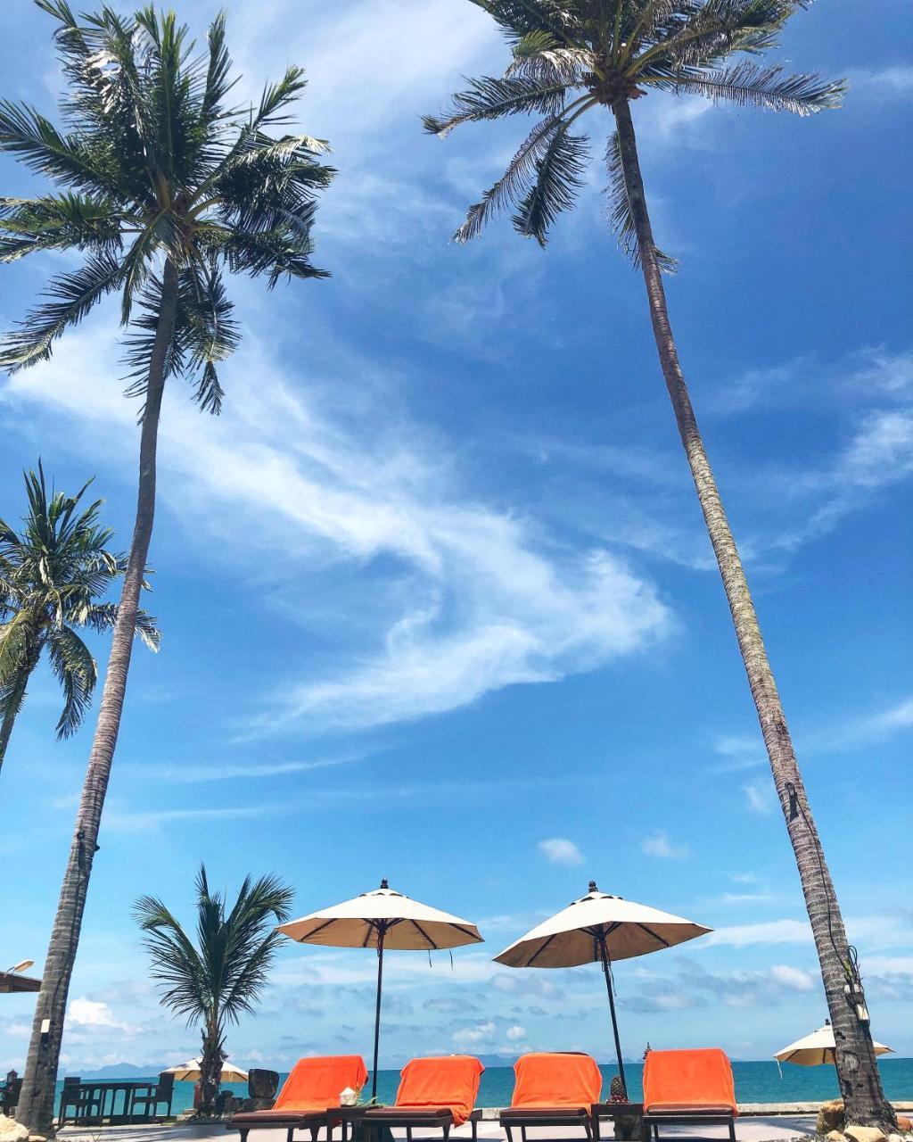 Kanok Buri Resort&Spa Lipa Noi Exterior foto